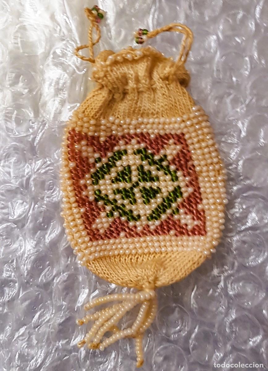 Artesan&iacute;a: BOLSO MONEDERO MINIATURA VINTAGE DE CUENTAS