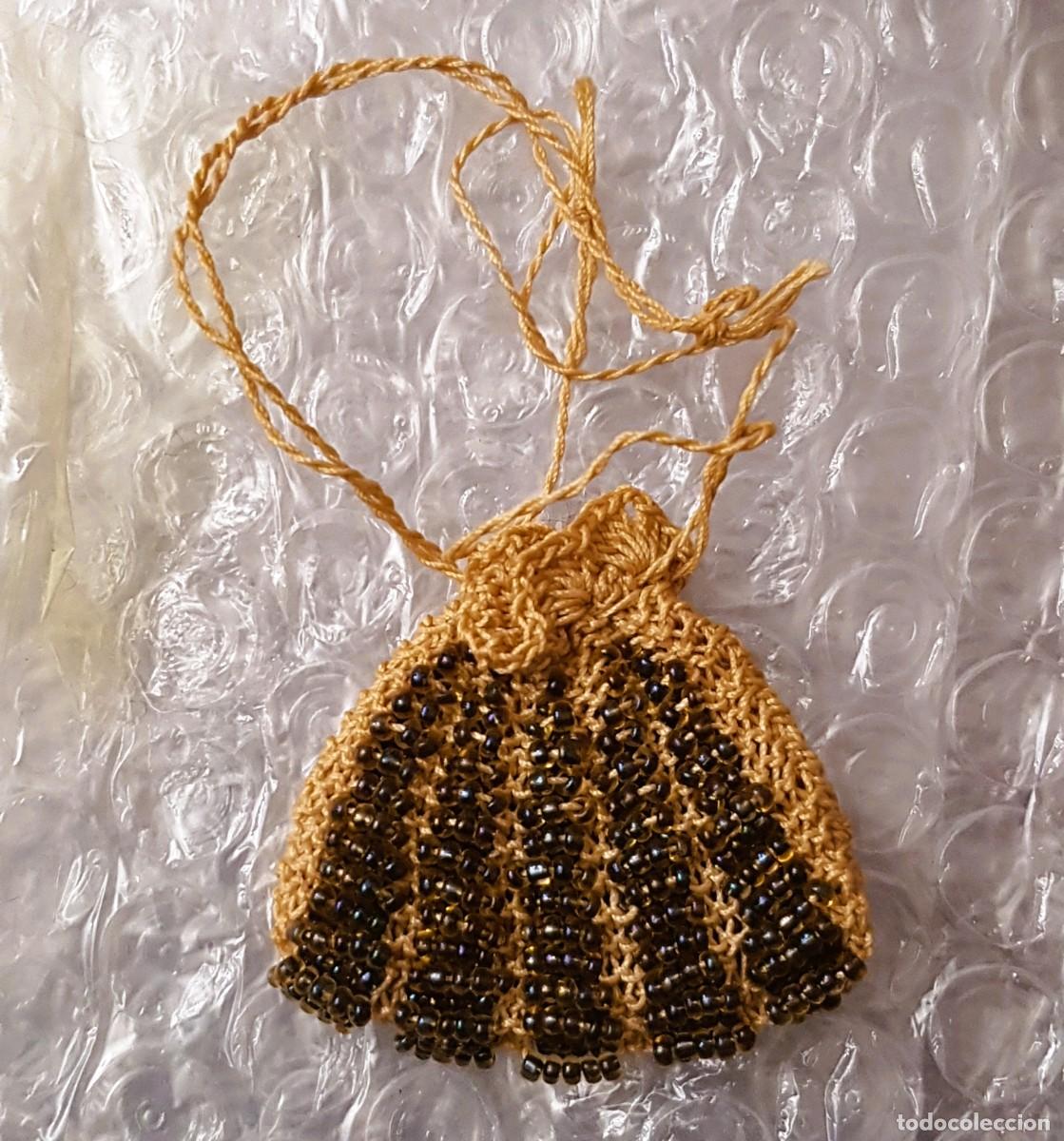 Artesan&iacute;a: MONEDERO MINIATURA VINTAGE DE CUENTAS