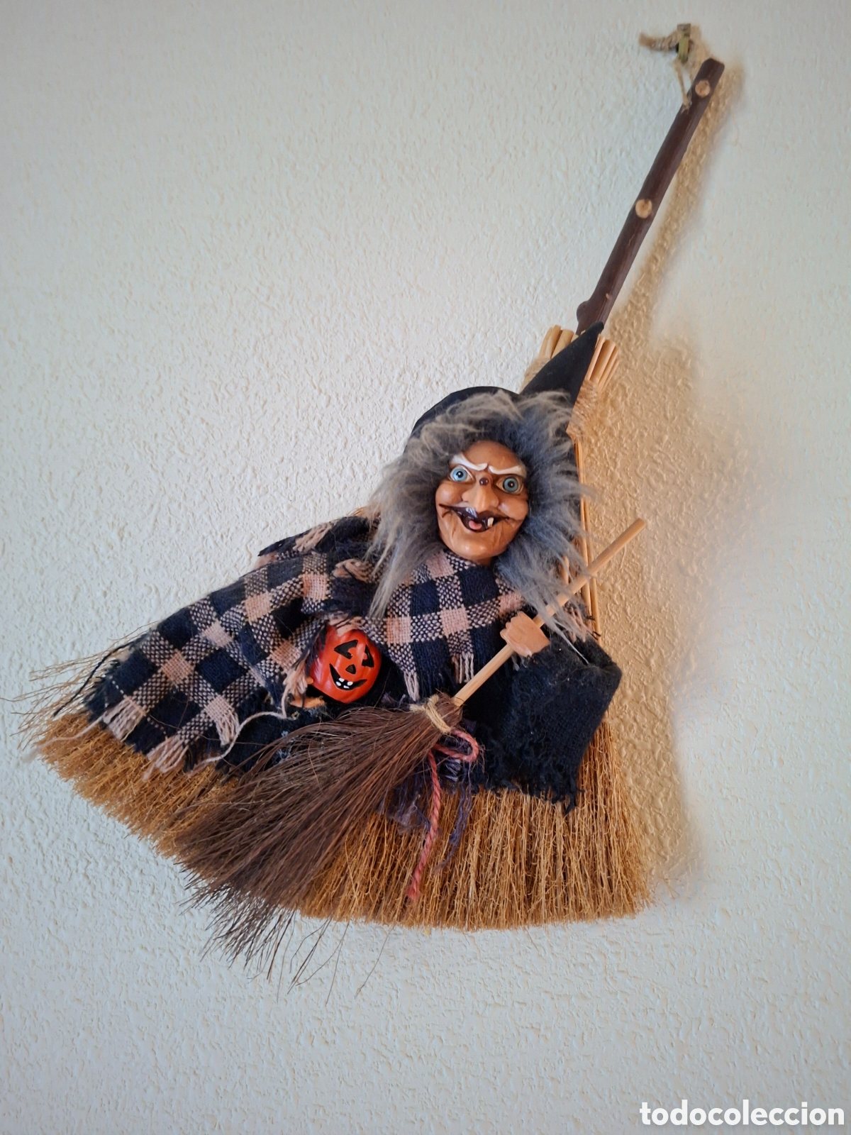 Artesan&iacute;a: FIGURA DE BRUJA (adquirida en Brujas, Belgica)