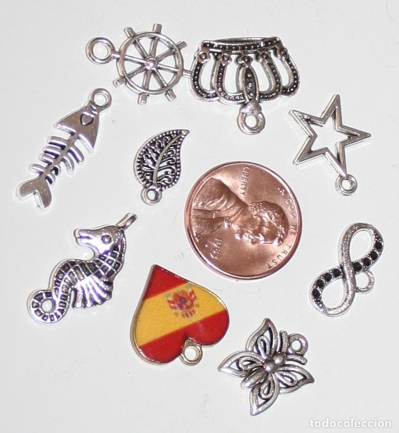 Artesan&iacute;a: Lote de amuletos o adornos