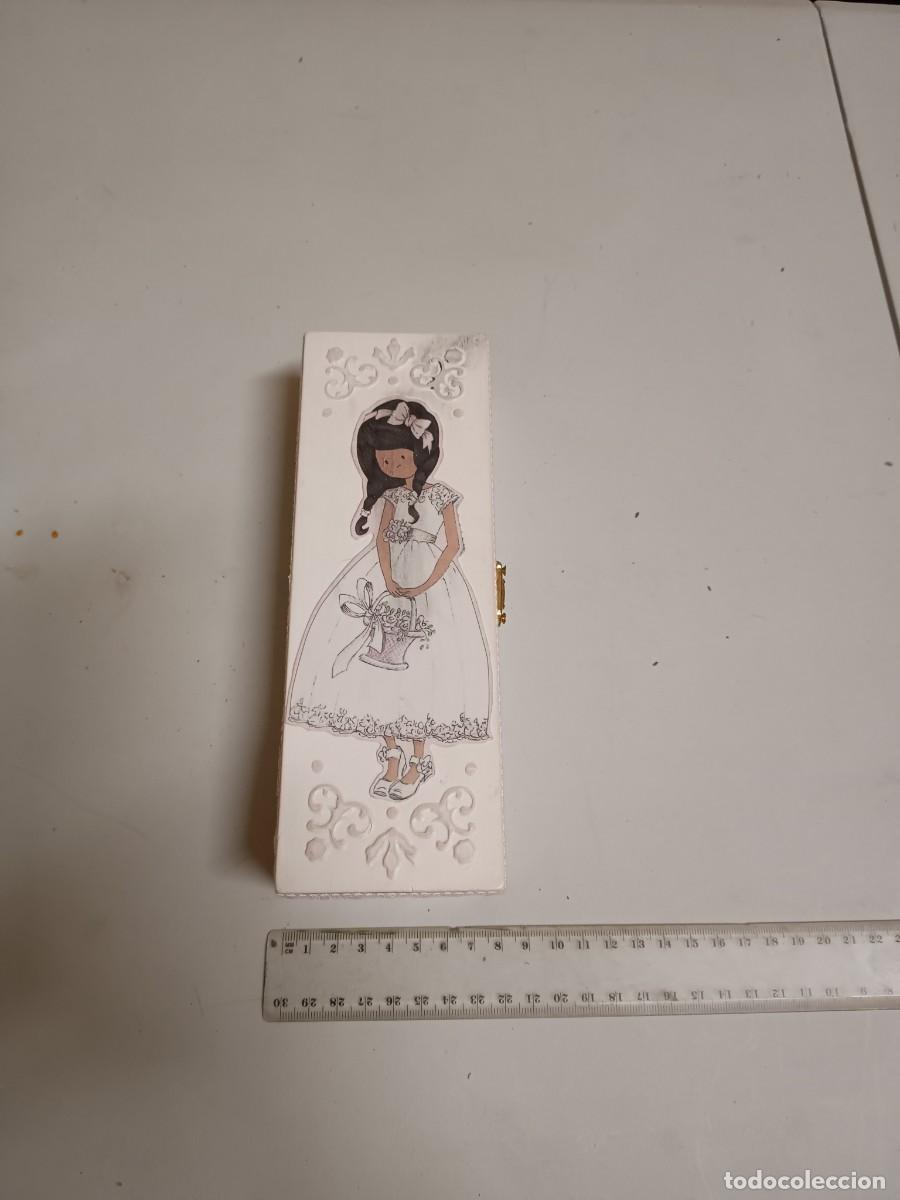 Artesan&iacute;a: caja decorada de comuni&oacute;n I.