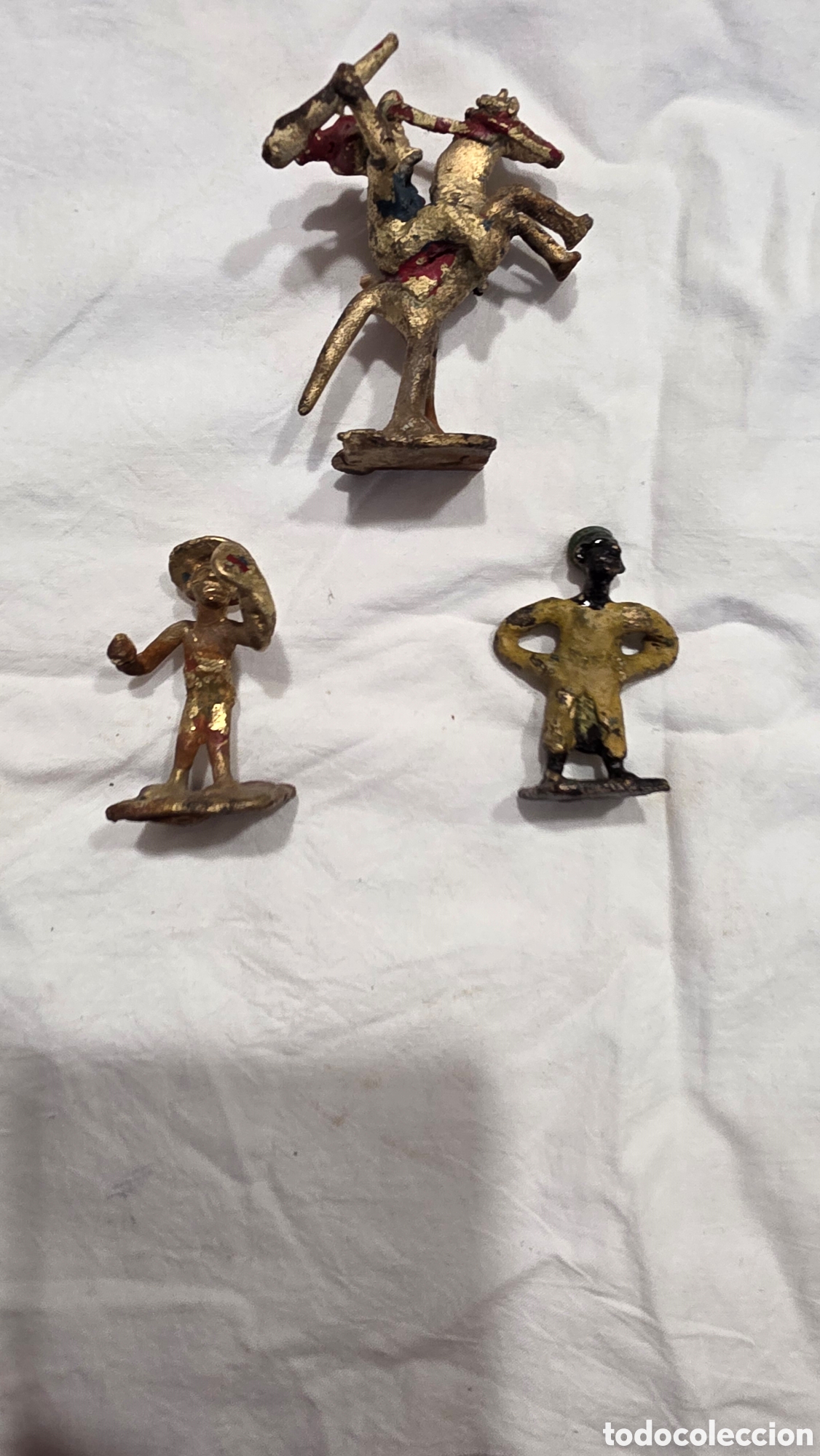 Artesan&iacute;a: FIGURAS AFRICANAS DE BRONCE FUNDIDO AMARILLO