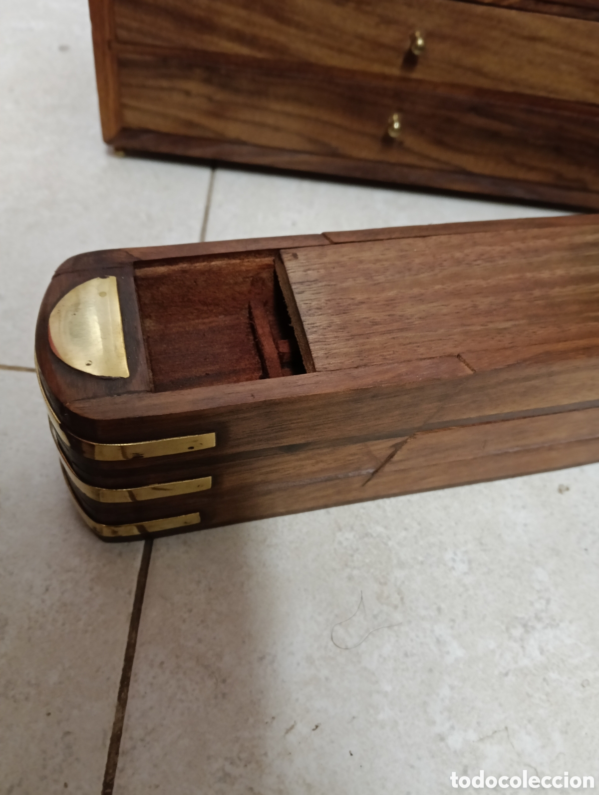 Artesan&iacute;a: Escribano y estuche de madera - Foto 4