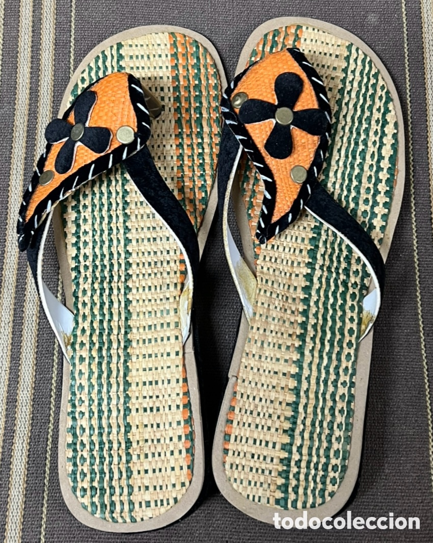 Artesan&iacute;a: Chanclas. Fibra vegetal. Hechas a mano. Camer&uacute;n.