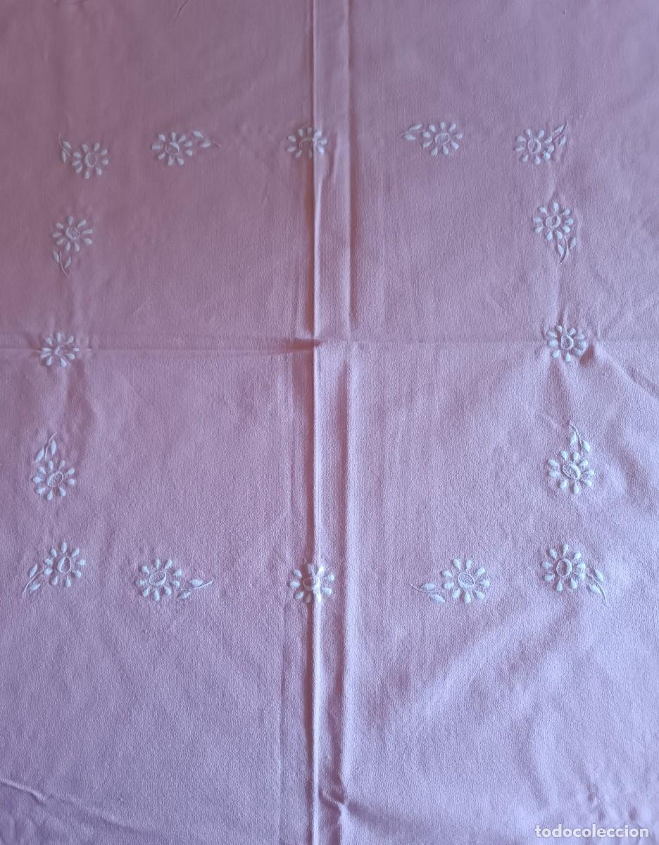 Artesan&iacute;a: Manteleria de crepe rosa - Foto 5