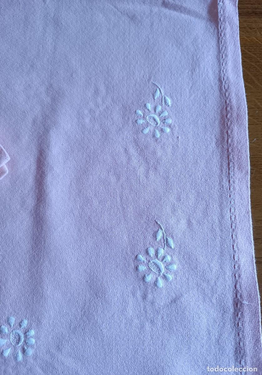 Artesan&iacute;a: Manteleria de crepe rosa - Foto 12