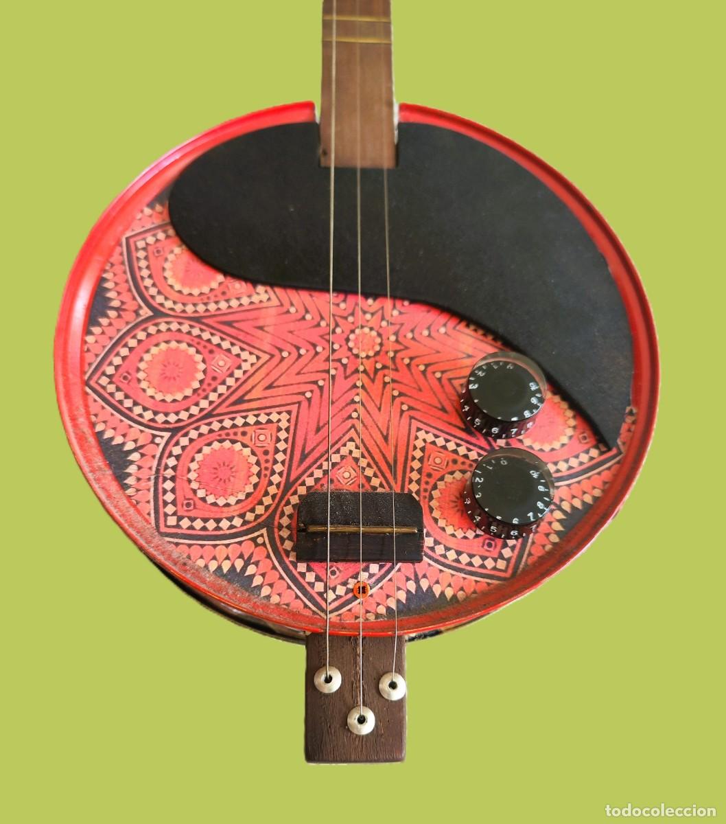 Artesan&iacute;a: guitarra estilo cigar box guitar decoraci&oacute;n o funcional hecha a mano