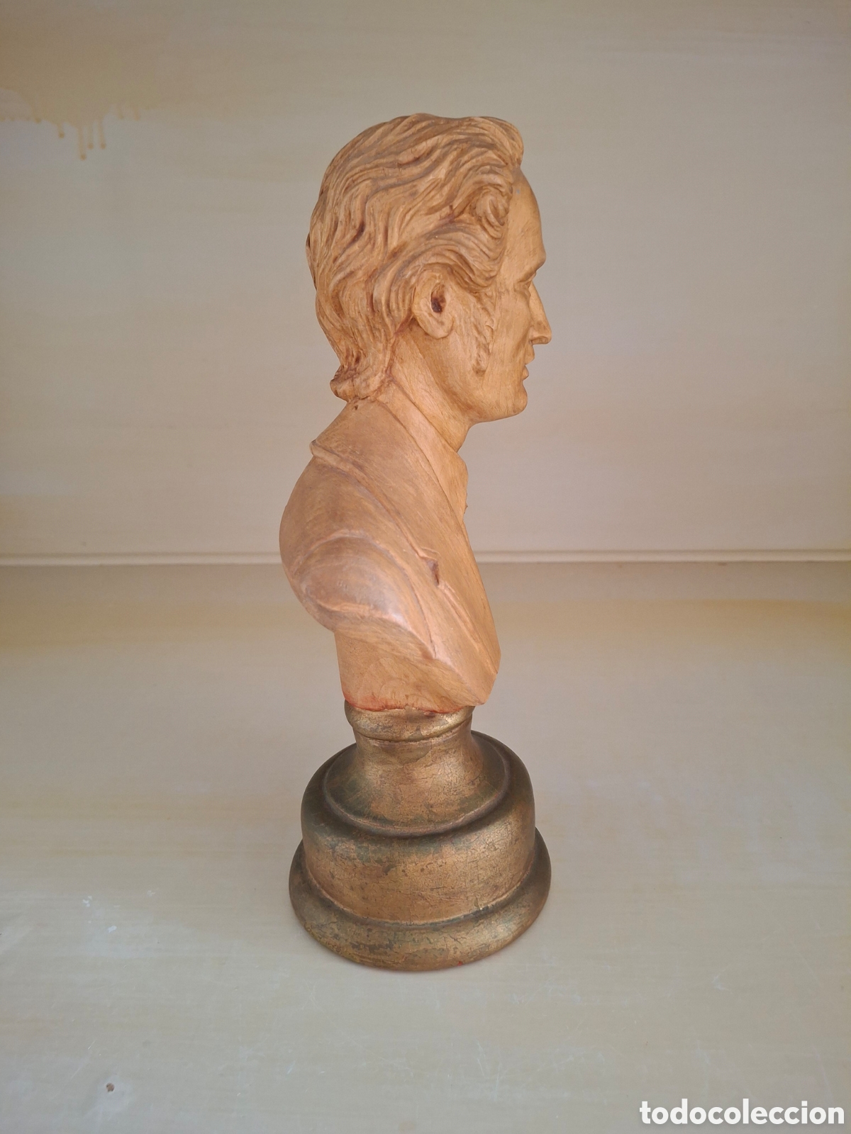 Artesan&iacute;a: Busto de madera tallada - Foto 4