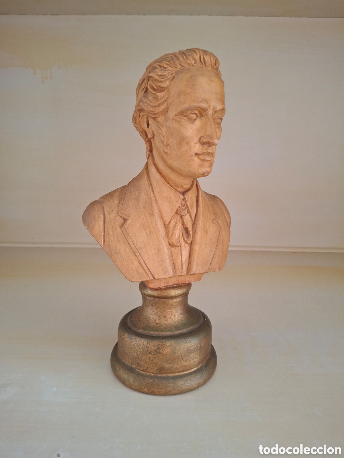 Artesan&iacute;a: Busto de madera tallada - Foto 5