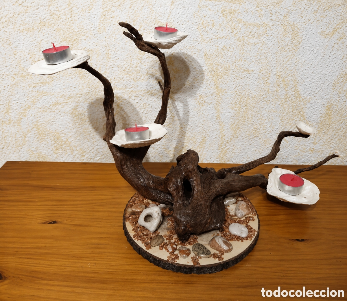 Artesan&iacute;a: Portavelas artesanal de madera flotante y conchas de ostra &ndash; 4 velas &ndash; Pieza &uacute;nica