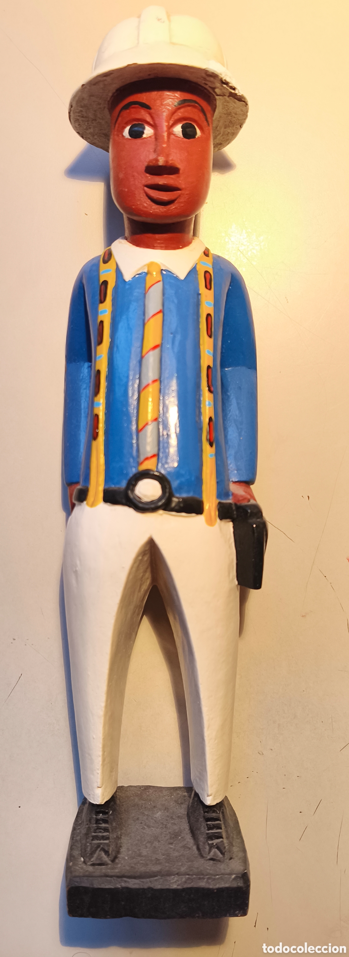 Artesan&iacute;a: FIGURA BAULE DE COSTA DE MARFIL