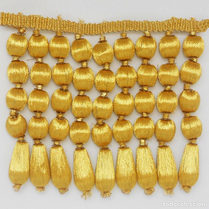Artisanat: Fleco de oro de bellota no-met&aacute;lico 10 cm