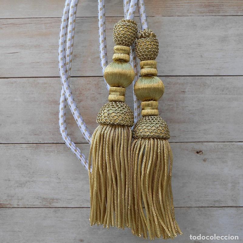 Kunsthandwerk: Cord&oacute;n de seda de 1.5 metros con borlas de oro oscuro 18 cm con fleco de canutillo