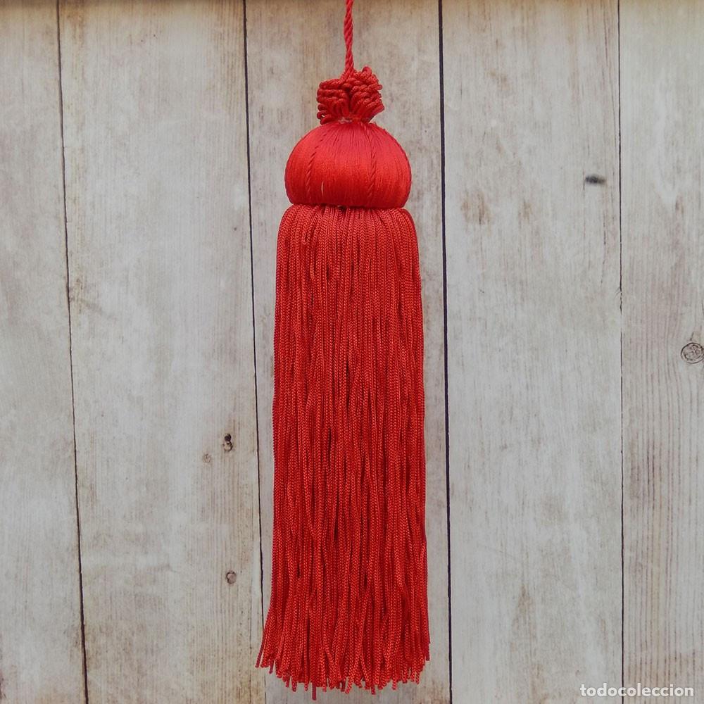 Artisanat: Borla de seda roja 18 cm