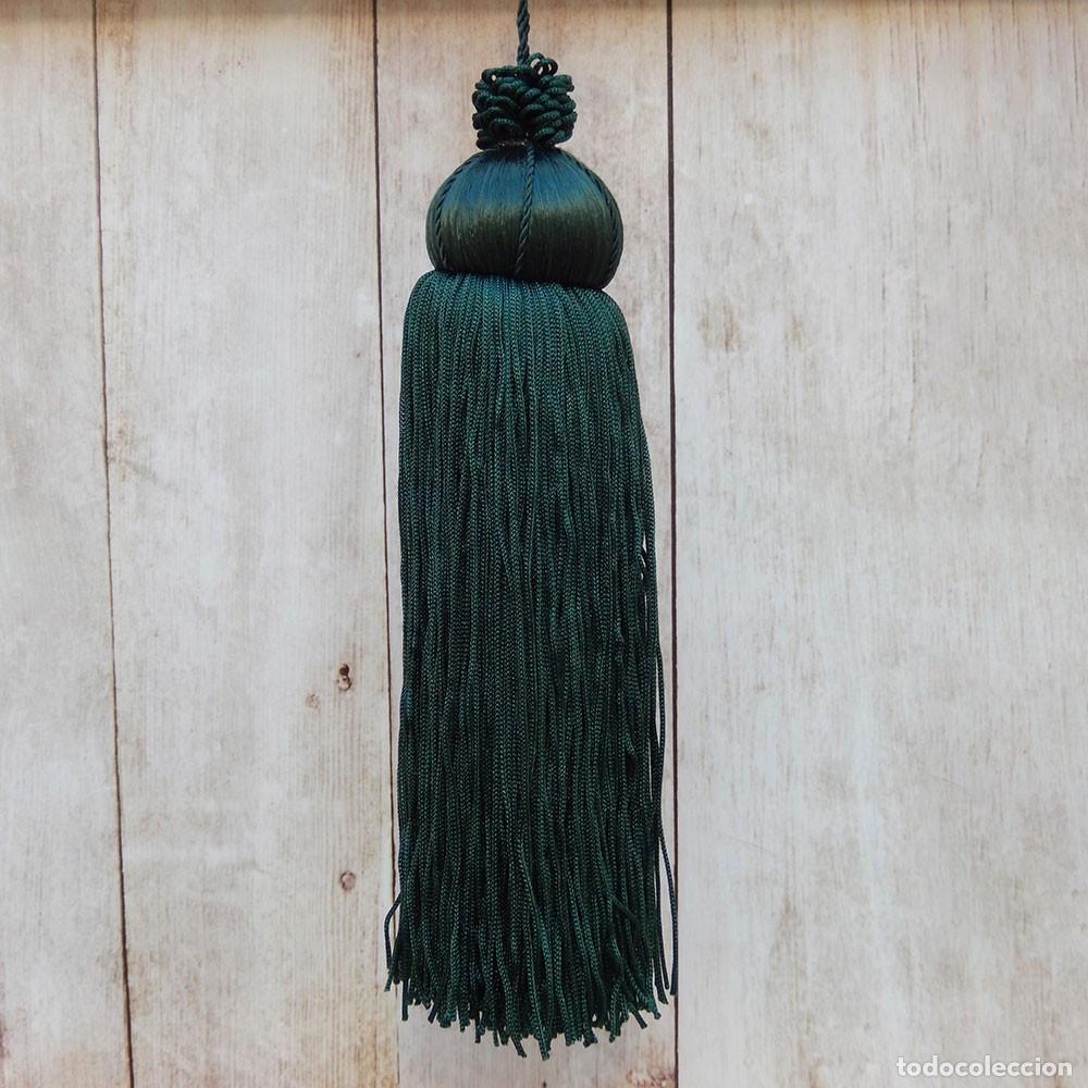 Artisanat: Borla de seda verde 20 cm
