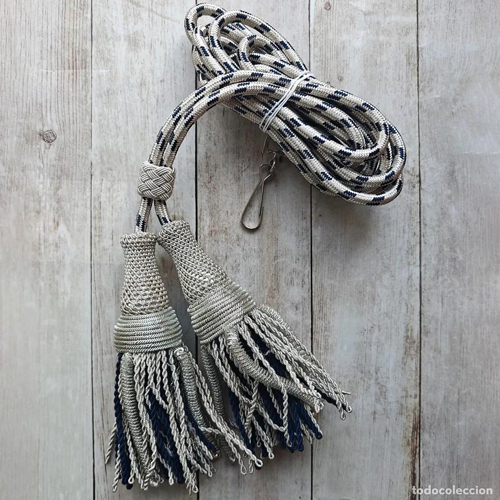 Artisanat: C&iacute;ngulo de plata y azul oscuro fabricado a mano 90cm