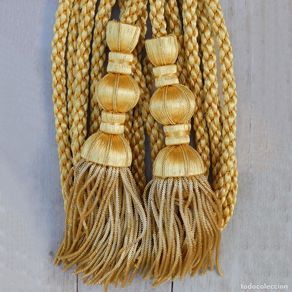 Artesan&iacute;a: Cord&oacute;n de oro con borlas y fleco de canutillo - Foto 2
