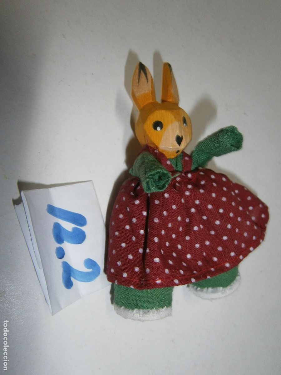 Artesan&iacute;a: CONEJO DE PASCUA TALLADO A MANO