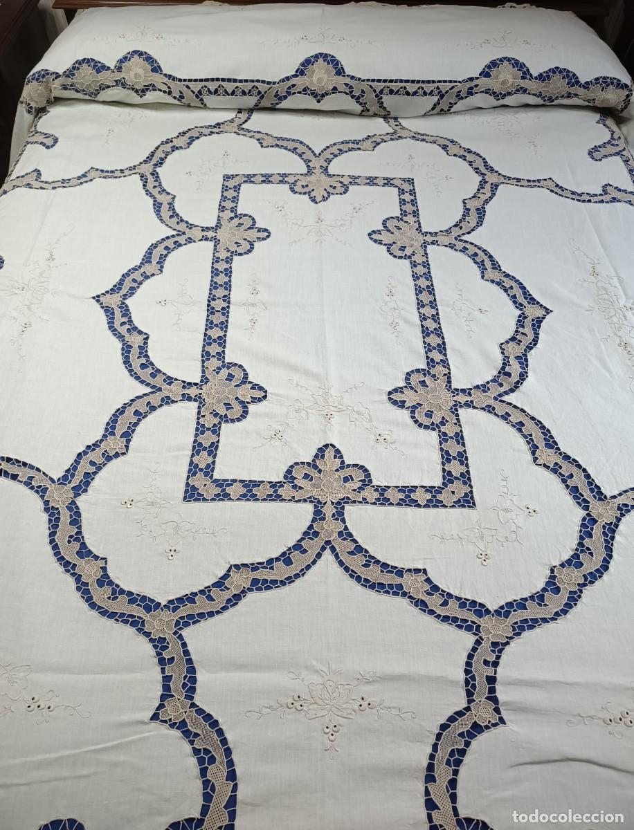 Artesan&iacute;a: Colcha antigua de hilo y puntilla de burano, toda hecha a mano.