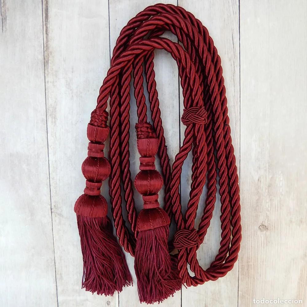 Handicraft: Cord&oacute;n Rojo 3m con Borlas Rojas de Seda 18 cm