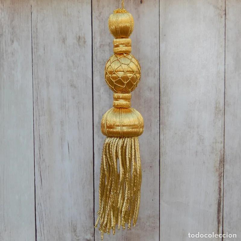 Artisanat: Borla dorada 11 cm con fleco de canutillo de 10 cm