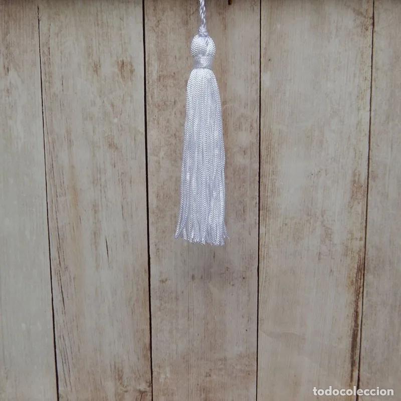Handicraft: Borla de seda blanca 10 cm