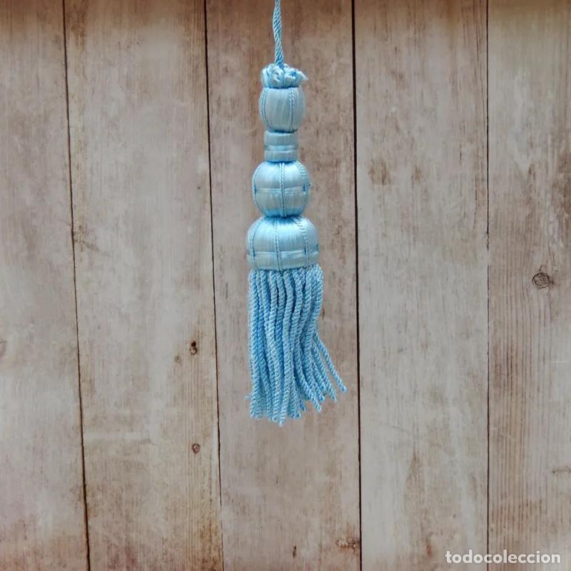 Handicraft: Borla de seda azul clara con fleco de rapacejo 15 cm
