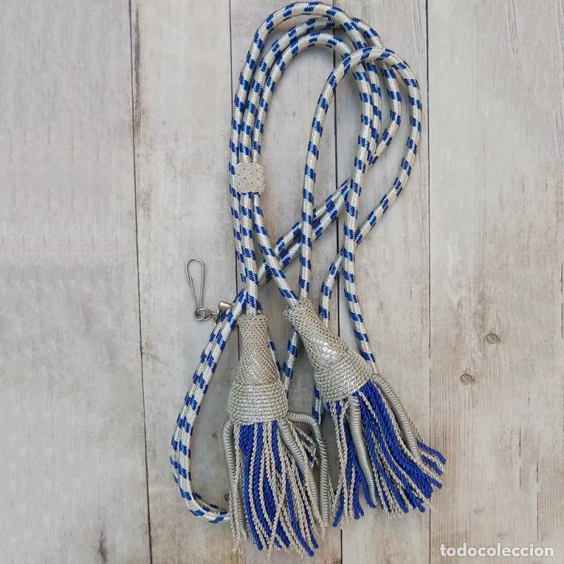 Artesan&iacute;a: C&iacute;ngulo de plata con borlas con fleco de gusanillo - Foto 1