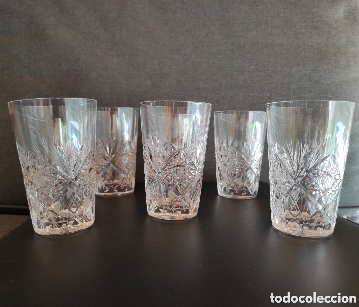 Artesan&iacute;a: Set de 6 copa de cristal tallado estilo Bohemia
