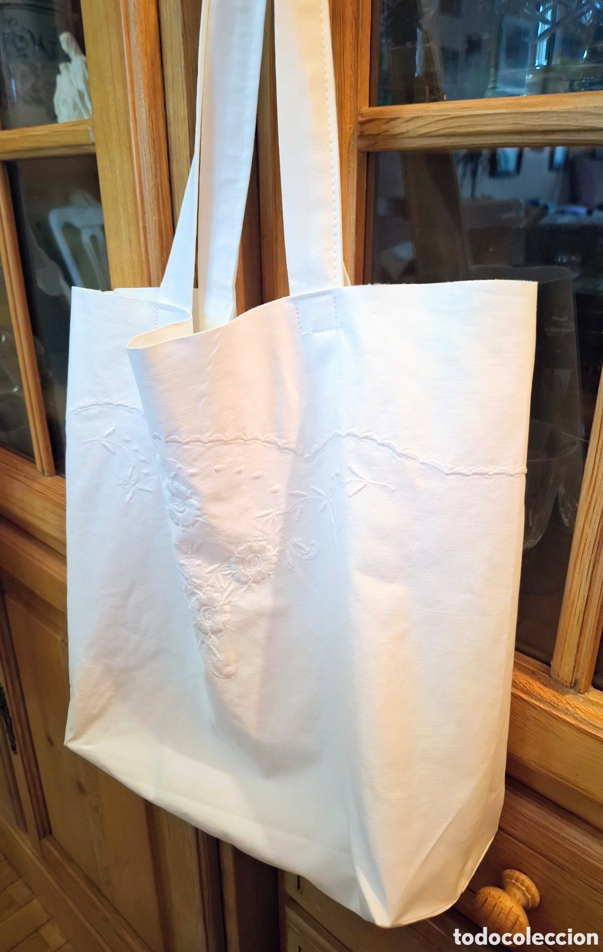 Artesan&iacute;a: Precioso bolso tote bordado, reciclado. Hecho a mano