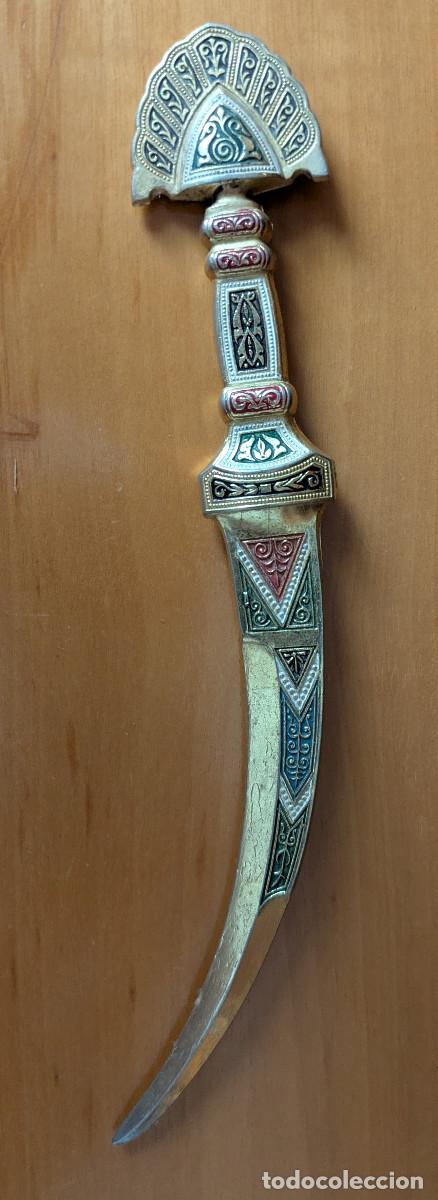 Artesan&iacute;a: Daga o pu&ntilde;al. Damasquinado. Decorativo. Toledo