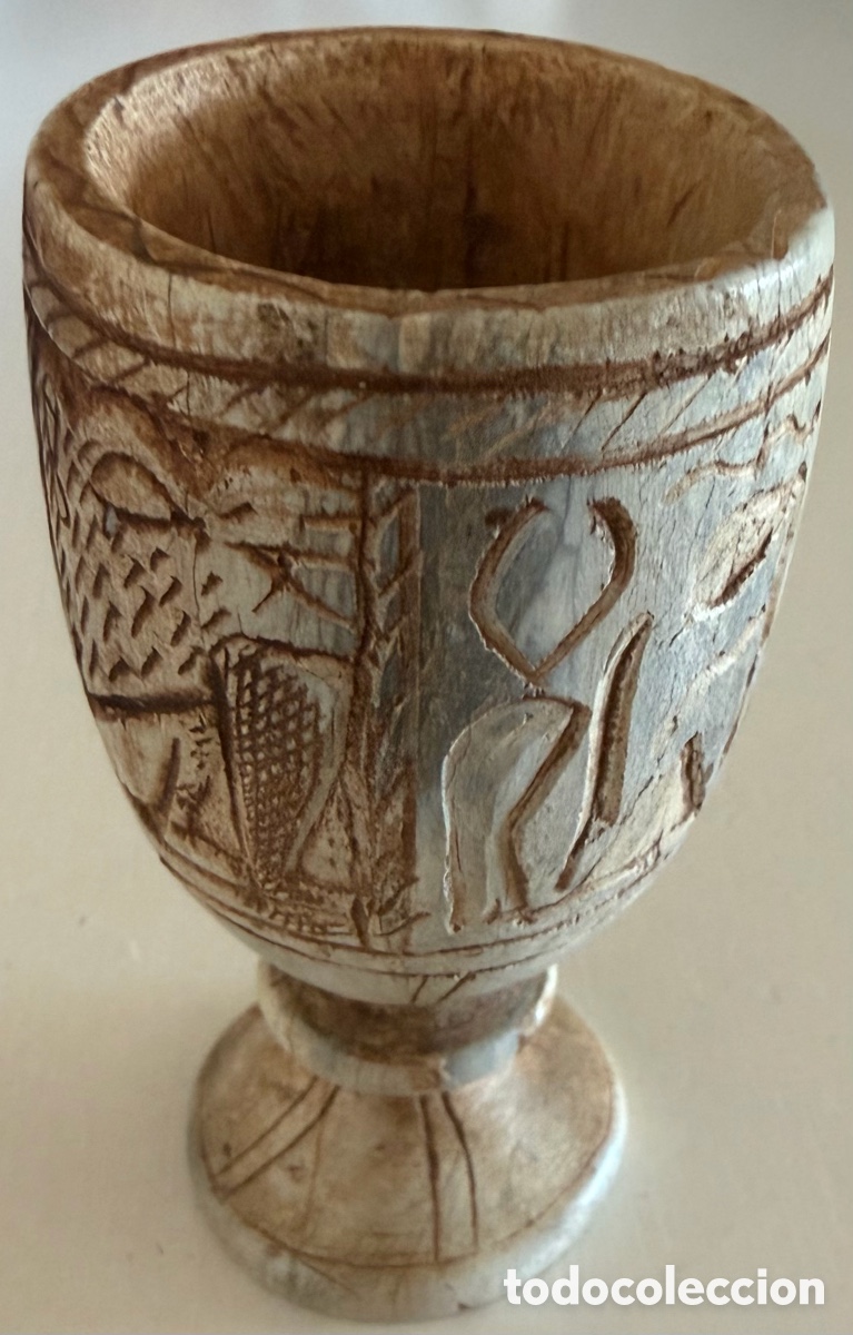 Artesan&iacute;a: Copa / C&aacute;liz Artesanal de Tallada en piedra