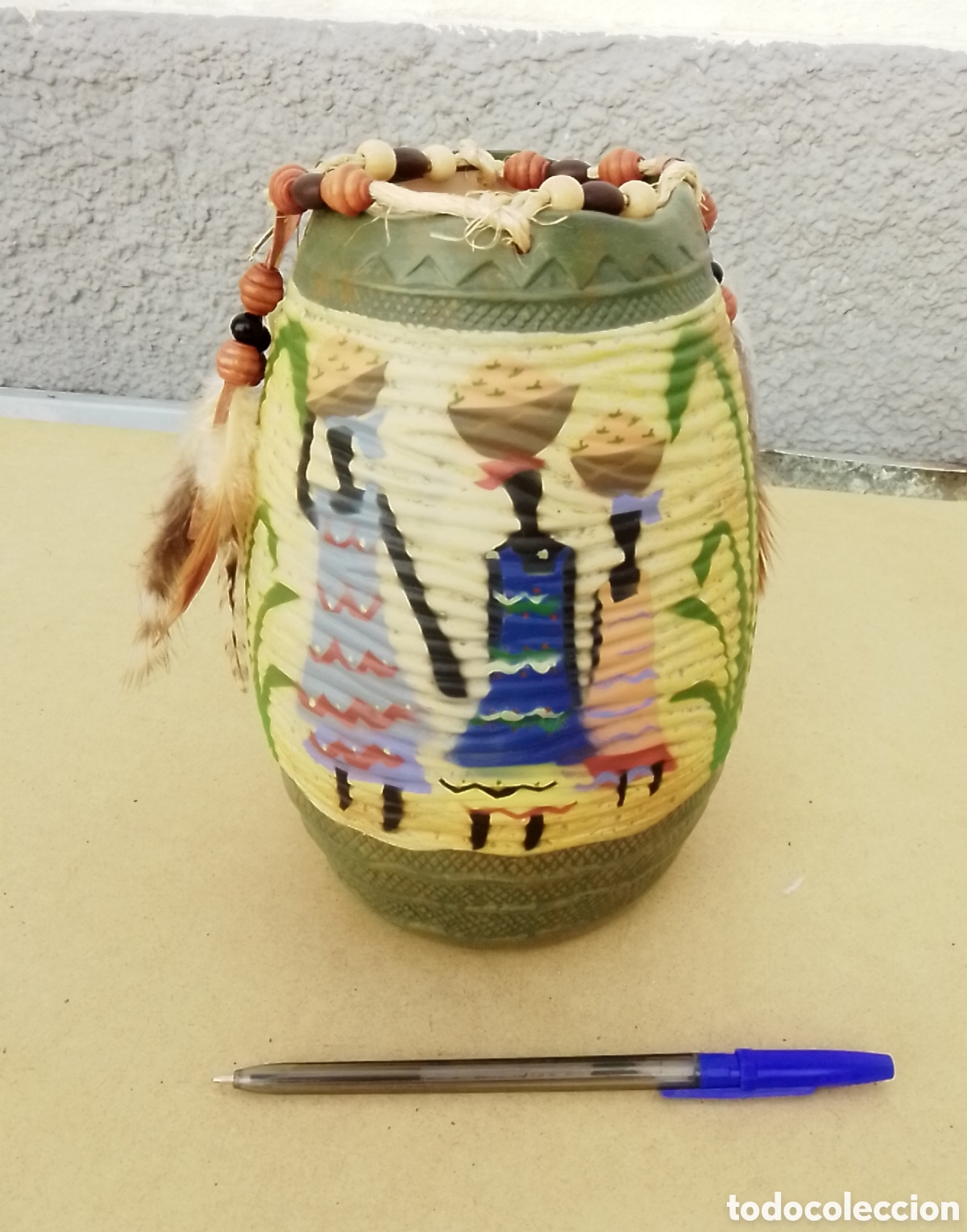 Artesan&iacute;a: B&uacute;caro de barro cocido hecho a mano