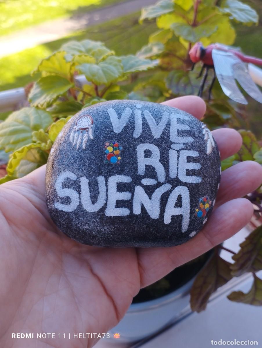 Artesan&iacute;a: Piedra &rdquo;Sue&ntilde;a&rdquo;, piedra natural pintada a mano