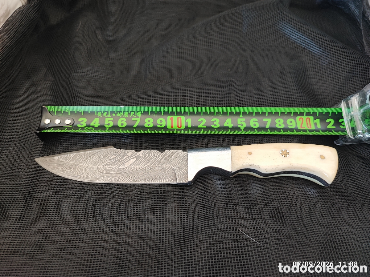 Artesan&iacute;a: Cuchillo artesanal Acero Damasco 21,5 cm