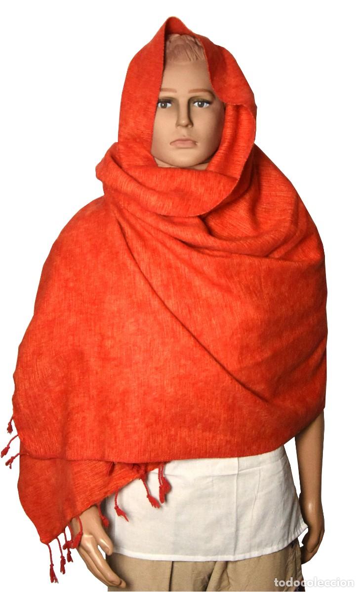 Artesan&iacute;a: Chal &Eacute;tnico de Lana de Yak Artesanal Naranja con Flecos | Handmade Dark Orange Yak Wool Ethnic Shawl