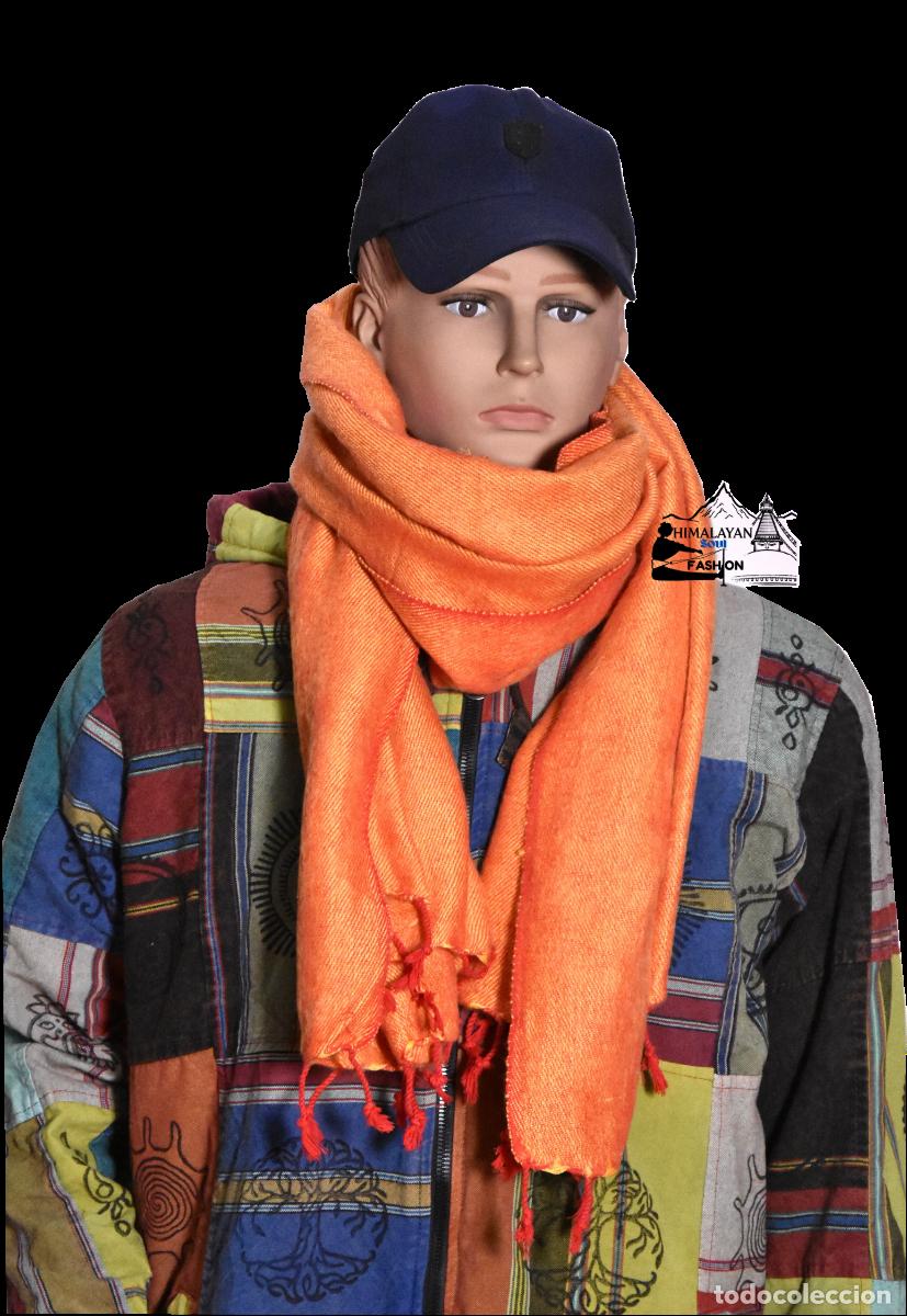 Artesan&iacute;a: Chal &Eacute;tnico de Lana de Yak Naranja Mandarina con Flecos | Handmade Light Orange Yak Wool Ethnic Shaw