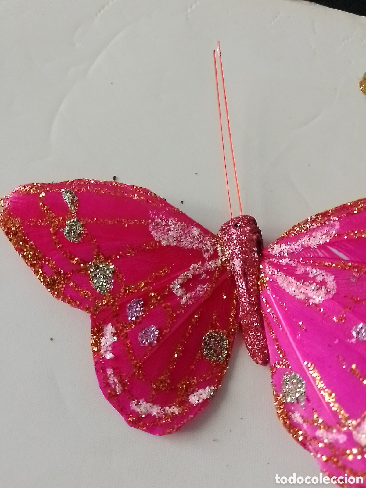 Artesan&iacute;a: Caja de mariposas con plumas de ave - Foto 6
