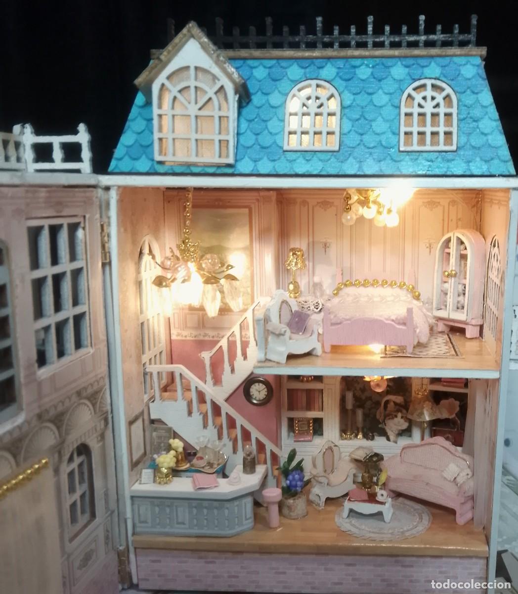Artesan&iacute;a: Maqueta miniatura Rom&aacute;ntica - Totalmente montada a mano con luz LED y extras. Estilo Casa de Mu&ntilde;ecas