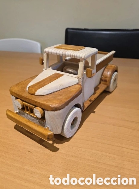 Artesan&iacute;a: Pickup artesanal de madera
