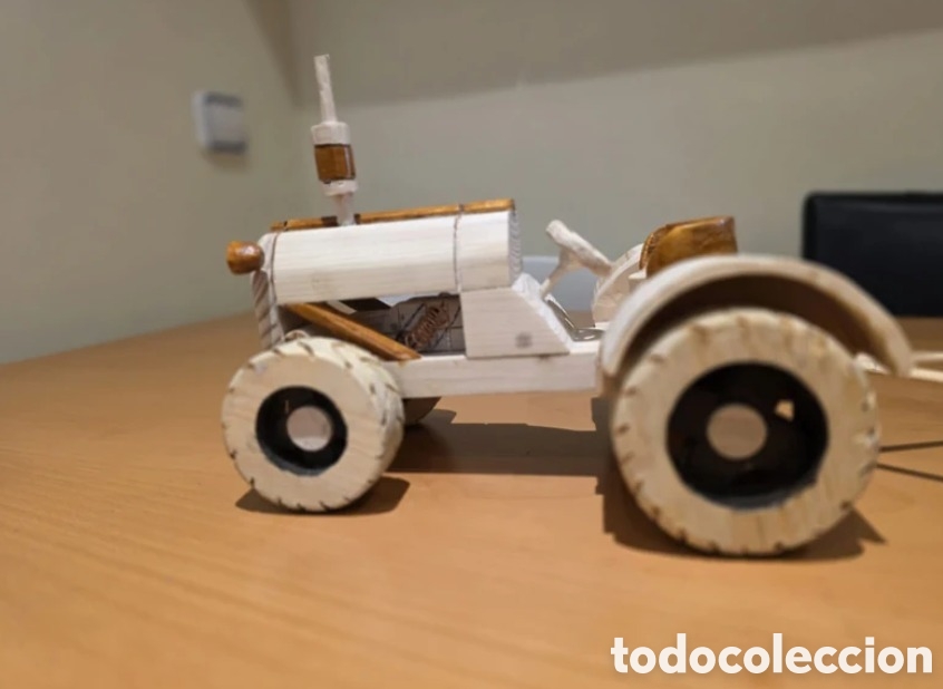 Artesan&iacute;a: Tractor con remolque artesanal de madera - Foto 6