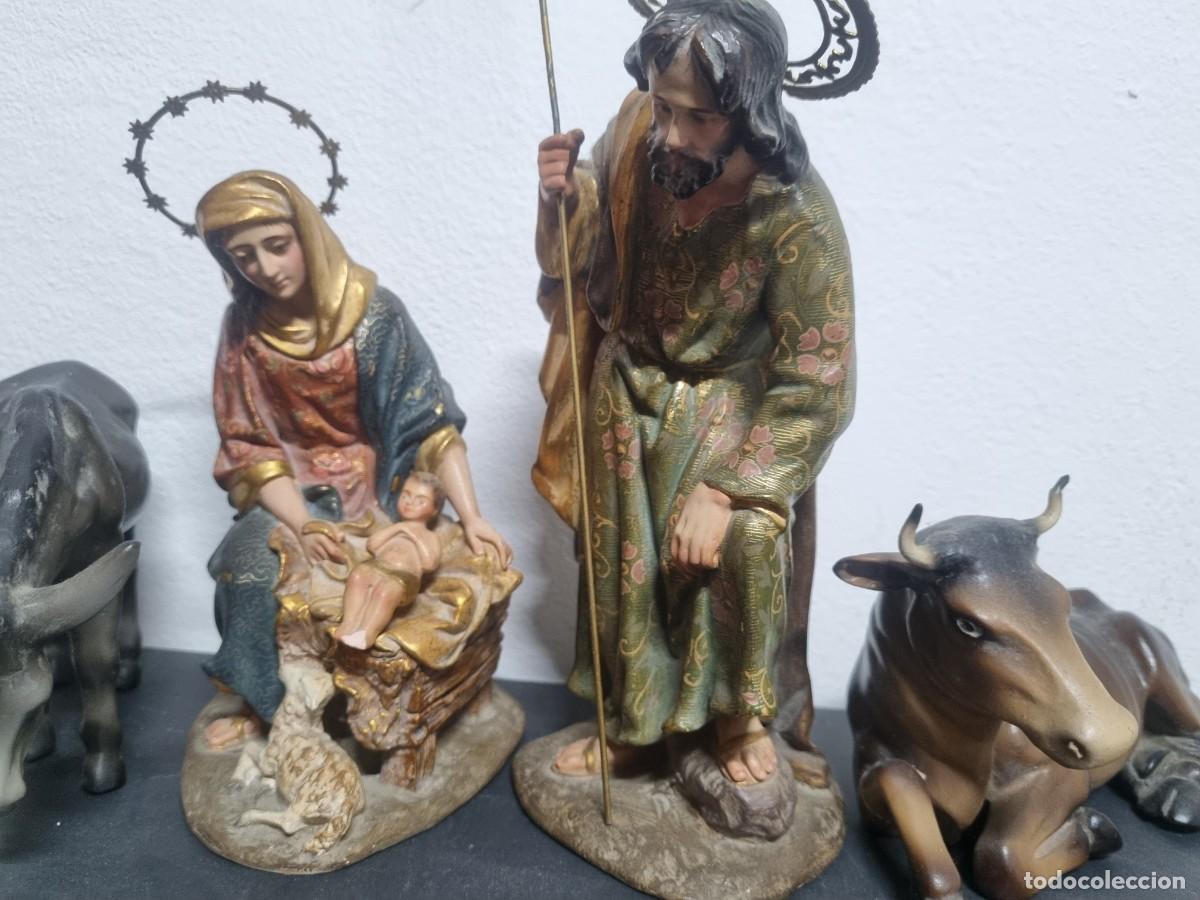 Artesan&iacute;a: Nacimiento Taller Artes Religiosas, hecho con pan de oro y acabados al oleo y ca&ntilde;a, a&ntilde;o 1992