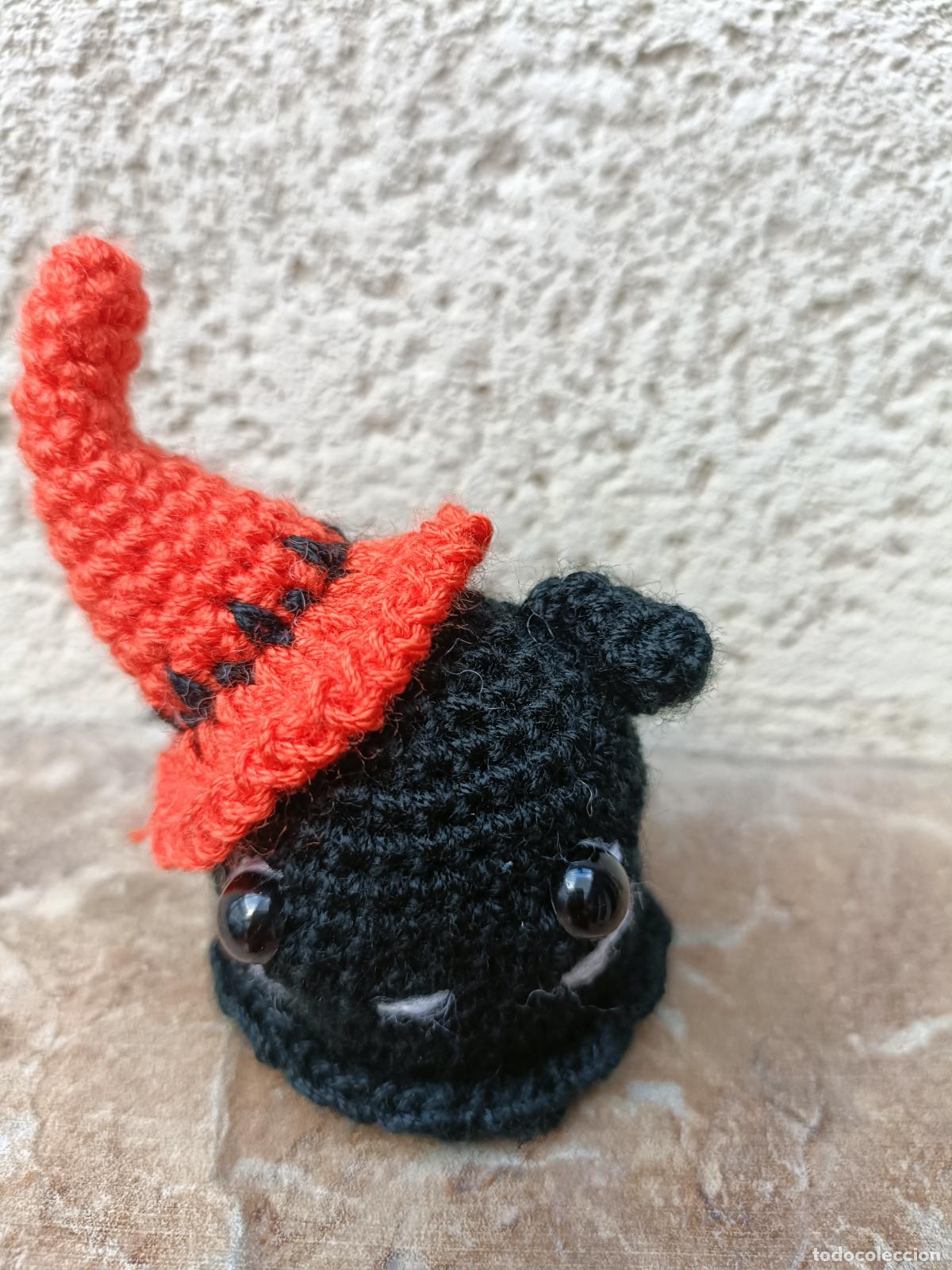 Artesan&iacute;a: HALLOWEN GATO NEGRO DE CROCHET CON SOMBRERO, GANCHILLO, AMIGURUMI. HECHO A MANO