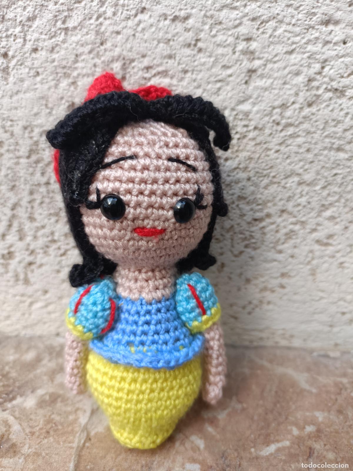 Artesan&iacute;a: BLANCANIEVES DE CROCHET, GANCHILLO, AMIGURUMI. HECHO A MANO. AMIGURUMIS
