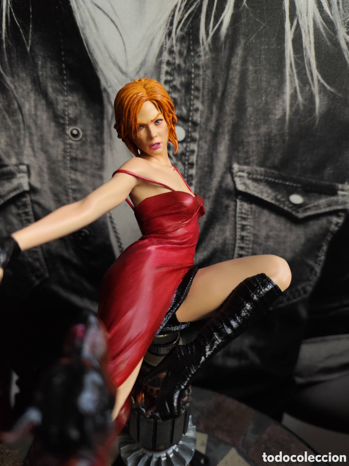 Artesan&iacute;a: Figura Alice resident evil - Foto 2
