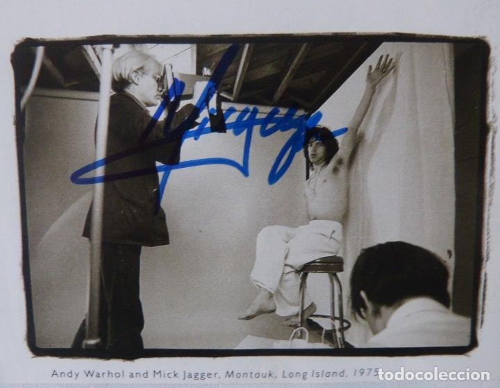 Aut&oacute;grafos antiguos de cantantes y m&uacute;sicos: Mick Jagger signed paper - Foto 3