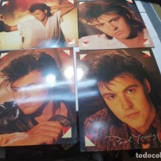 Autógrafos Antiguos de Cantantes y Músicos: LOTE FOTOGRAFÍAS OFICIALES PAUL YOUNG 1985 