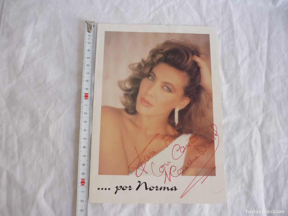 Aut&oacute;grafos antiguos de cantantes y m&uacute;sicos: D&iacute;ptico espect&aacute;culo Norma Duval aut&oacute;grafo y dedicatoria - Foto 2