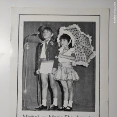 Autógrafos Antiguos de Cantantes y Músicos: FOTO CON AUTÓGRAFO MICHEL Y MARY ELY ANGULO MINI-DUO LA VOZ DE ALICANTE AÑO 1972