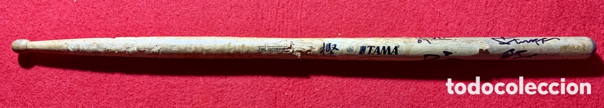 Aut&oacute;grafos antiguos de cantantes y m&uacute;sicos: Soilwork-Baqueta Firmada y Usada en 2008 - Foto 2